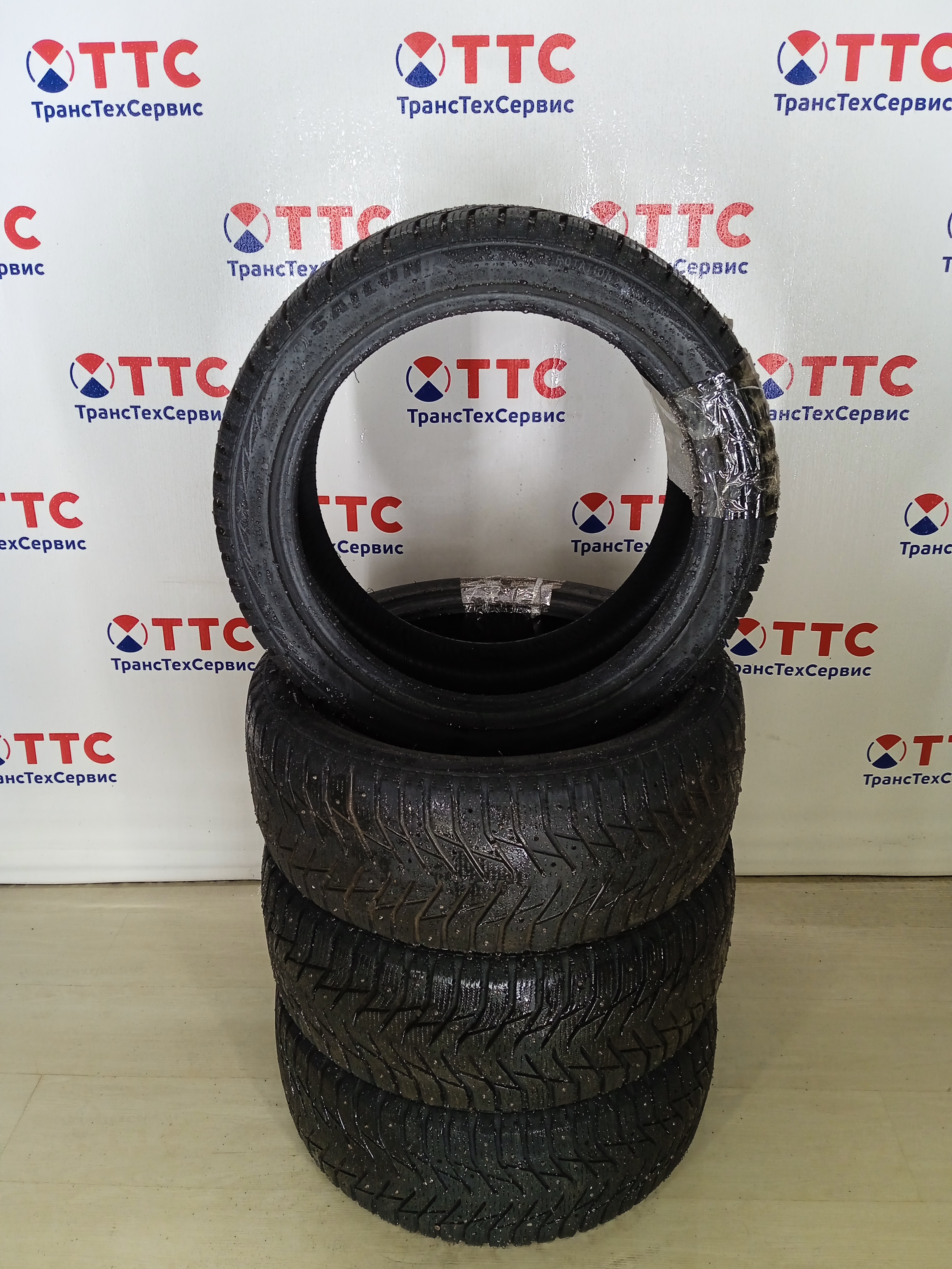 Шины Б\У Sailun Ice Blazer 215/45 R17 