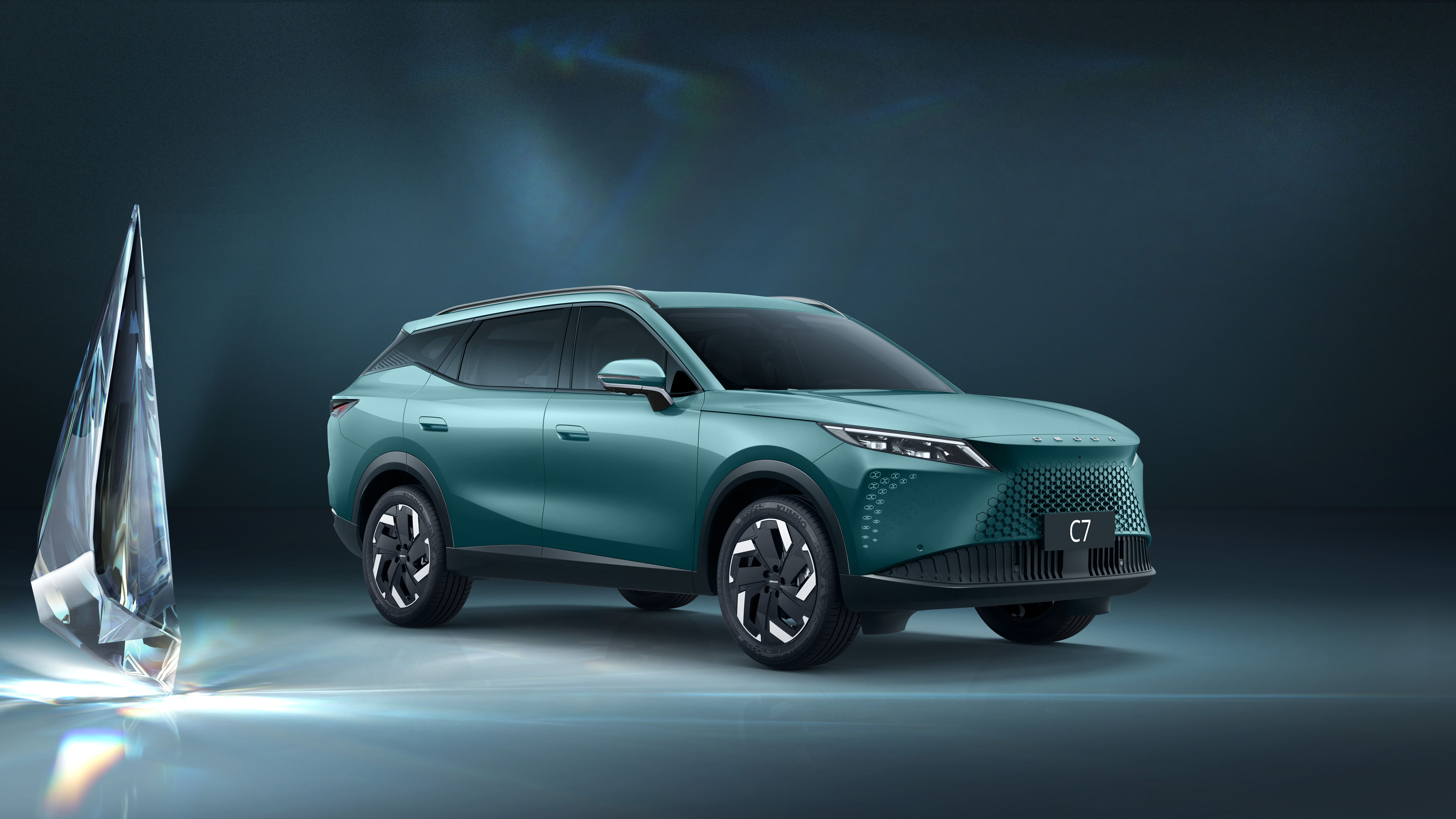 OMODA C7