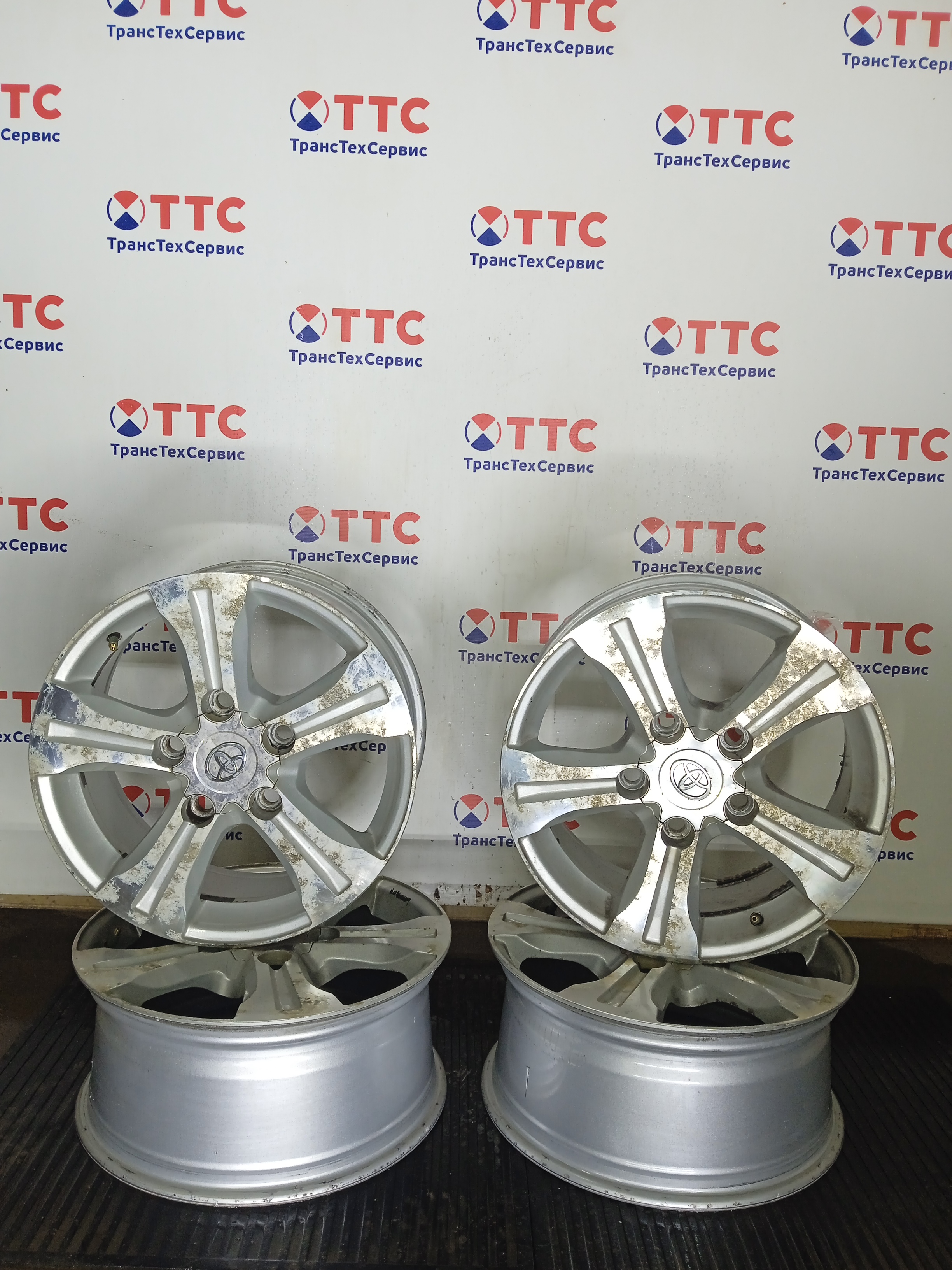 Шины Б\У Dunlop Grandtrek AT25 285/60