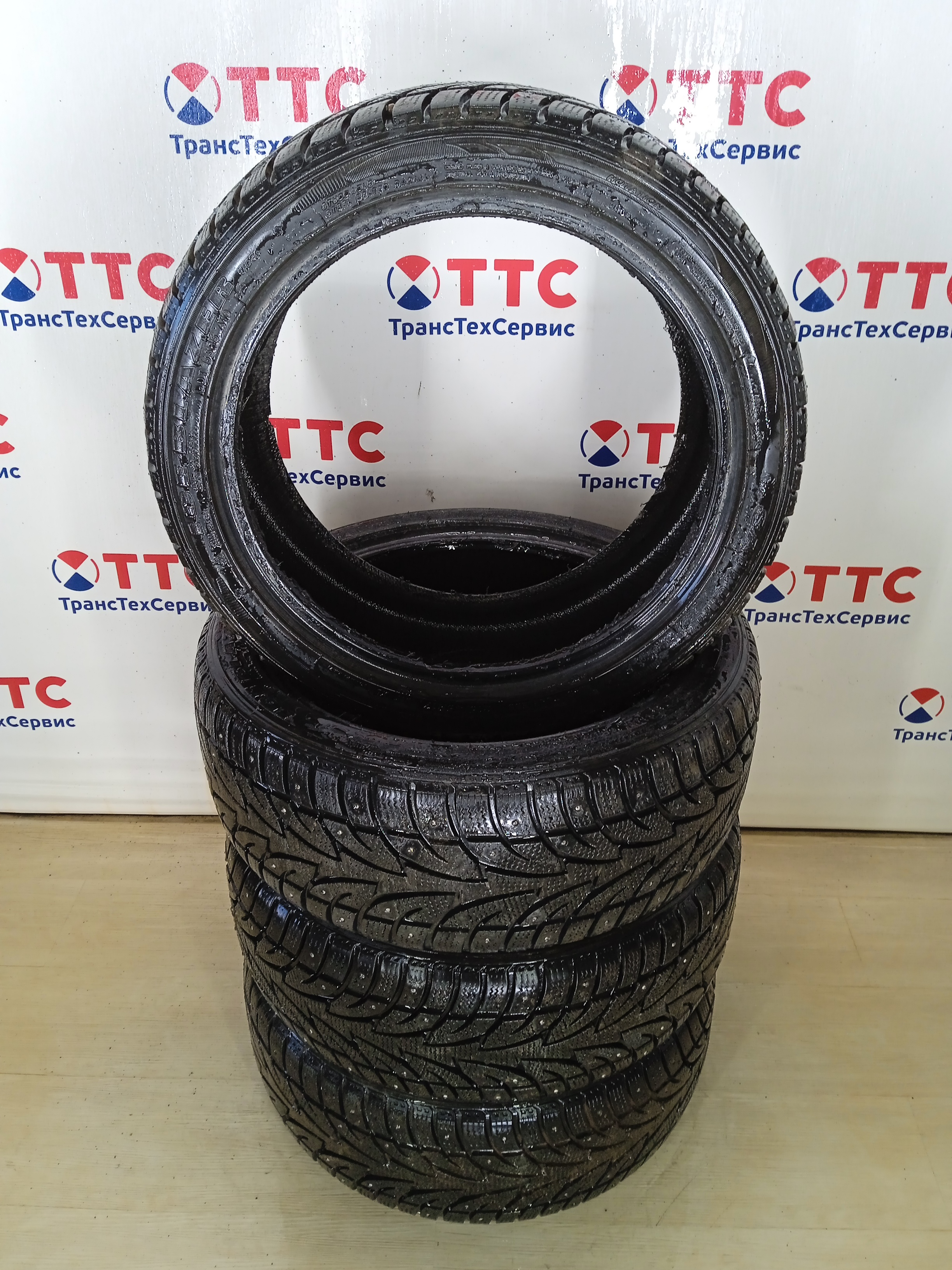 Шины Б\У Sailun Ice Blazer 215/45 R17 