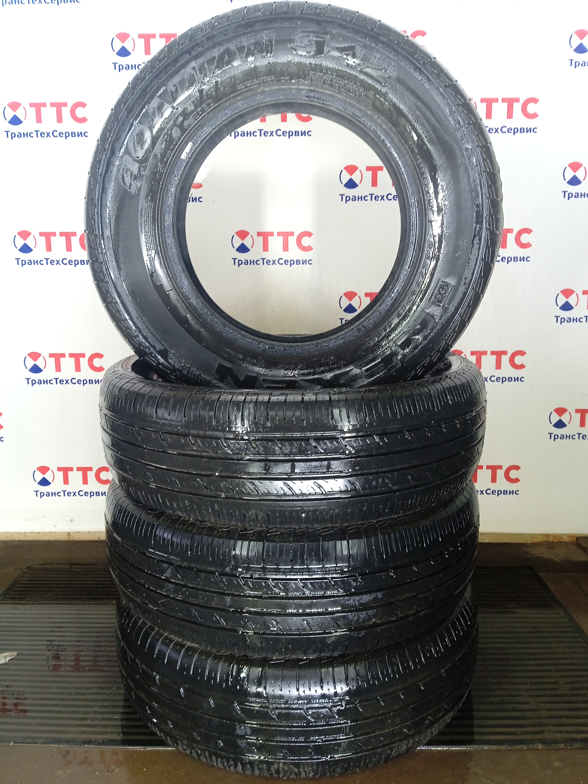 Шины Б\У Nexen Roadian HTX RH5 245/70 